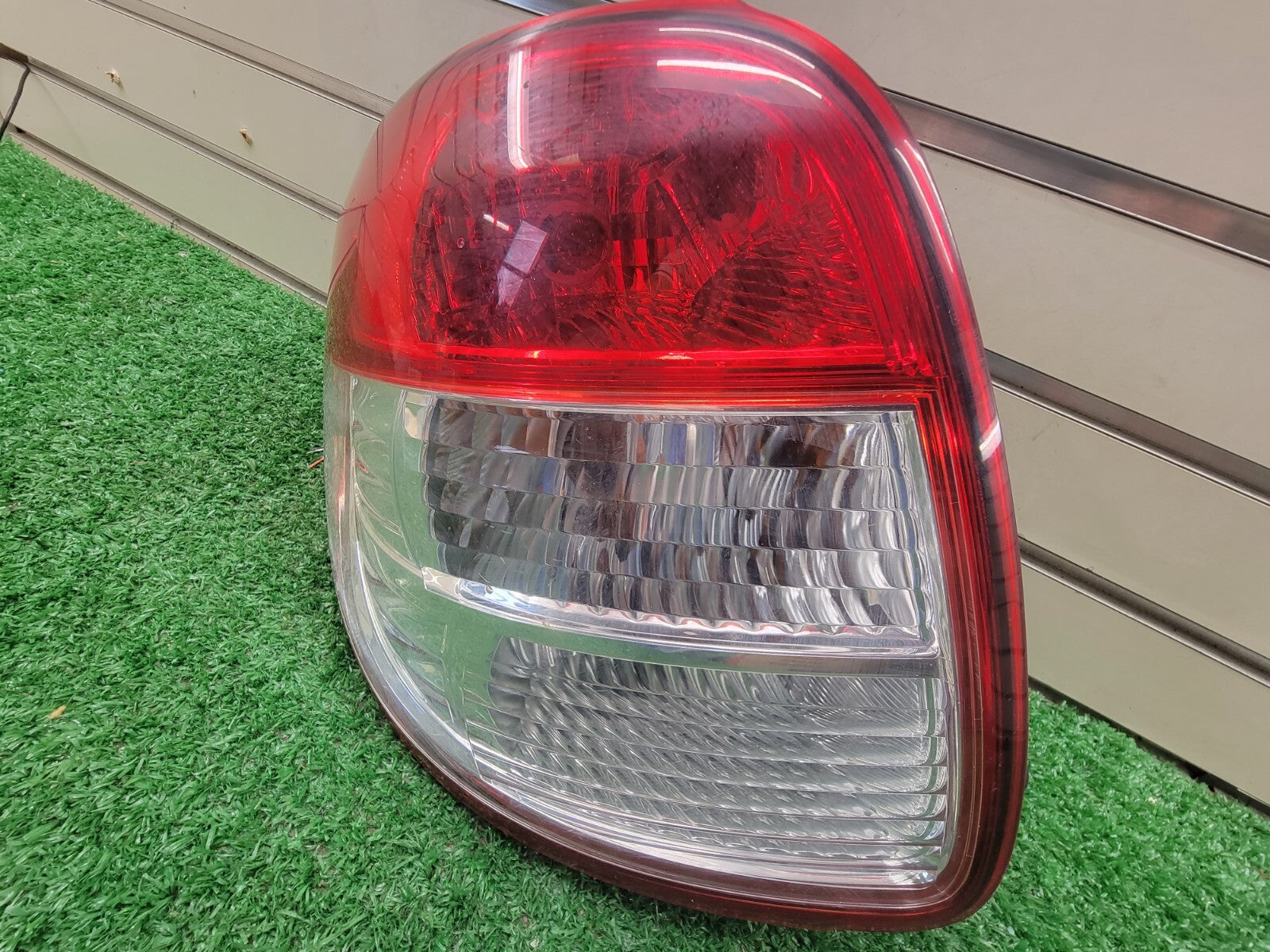 🔥08-13 Suzuki SX4 Sedan Rear Left Driver Tail Light Lamp Assembly Chrome OEM