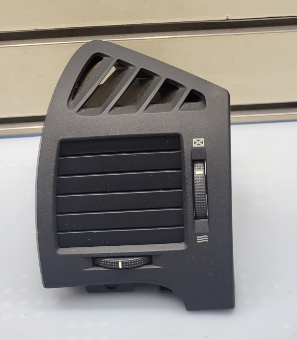 🔥06-08 Hyundai Sonata right passenger Side Dash A/C Air Vent Outer Grille BLACK
