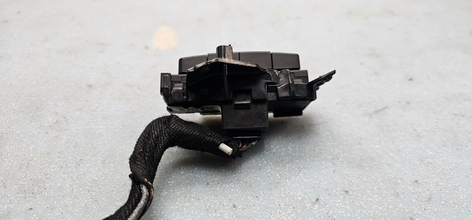 🔥07-14 Chevy Tahoe Sierra Silverado Dash Fuel Distance Information Switch Black