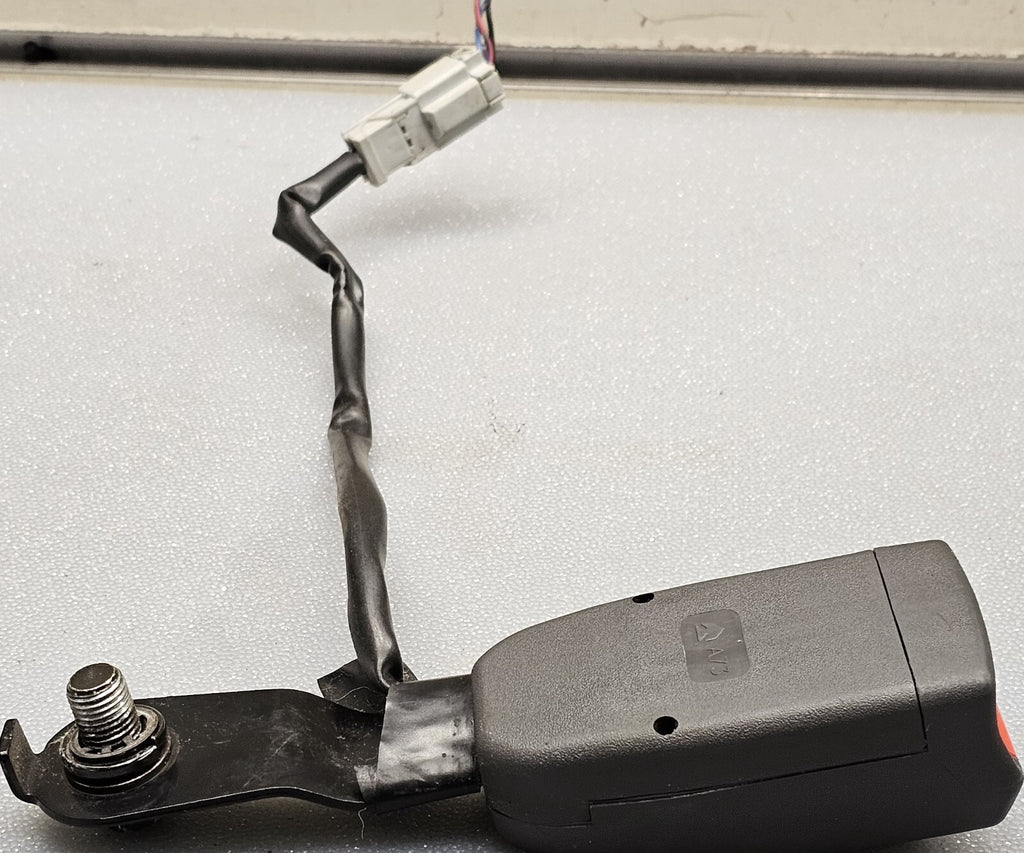 🔥98-02 Honda Accord Left Driver Center Front  Seat Belt Seatbelt Buckle OEM