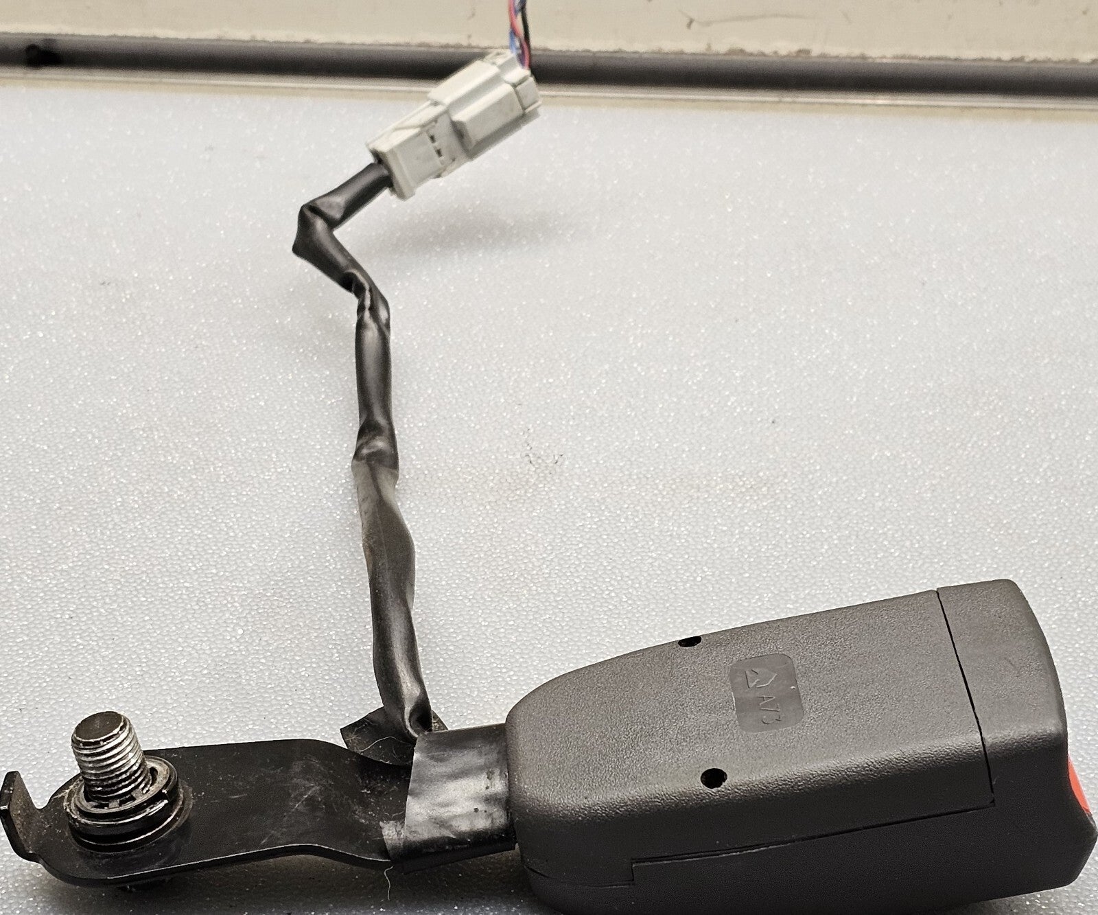 🔥98-02 Honda Accord Left Driver Center Front  Seat Belt Seatbelt Buckle OEM