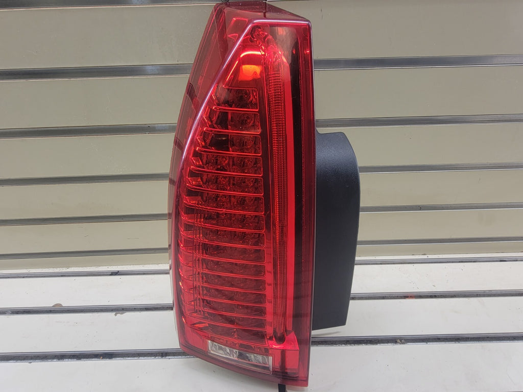 🔥2008-2013 Cadillac CTS Sedan Taillight Lamp Assembly Driver Side Left