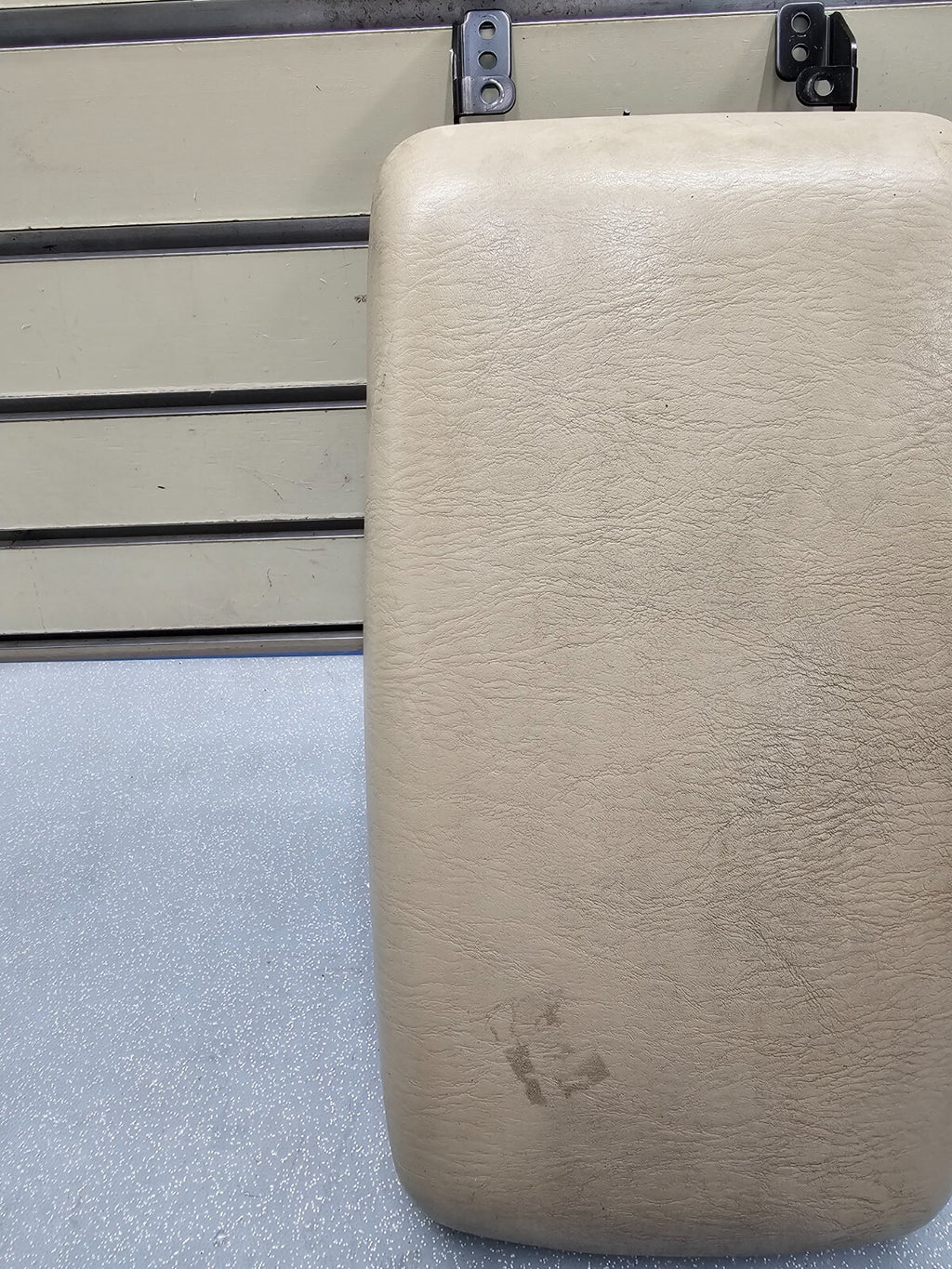 🔥02-06 CAMRY SOLARA LEXUS ES330 CENTER CONSOLE LID ARM REST COVER ASSEMBLY TAN