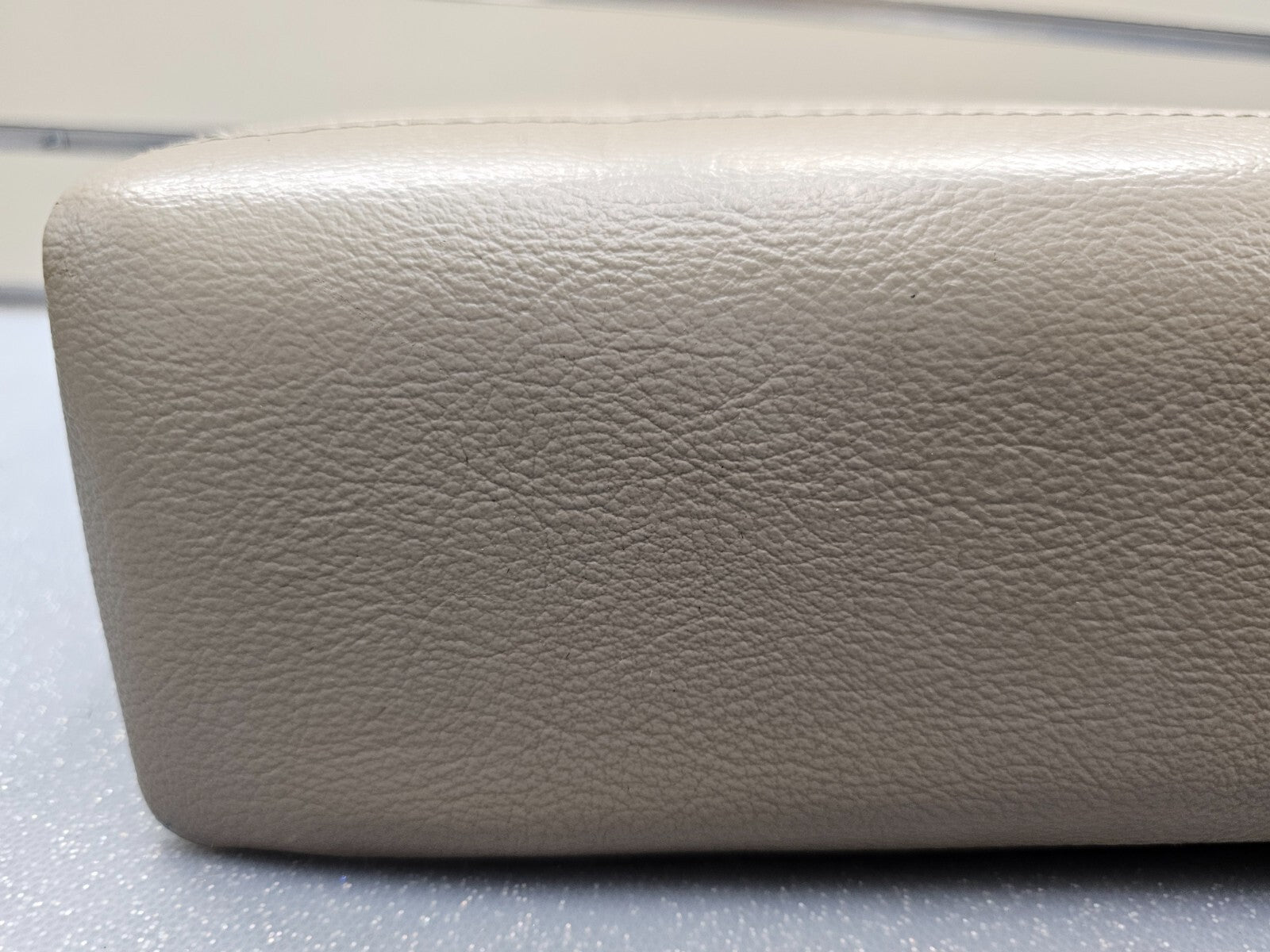 🔥04-08 FORD F150 LARIAT FLOOR CENTER CONSOLE COLUMN SHIFT ARM REST LID TOP TAN