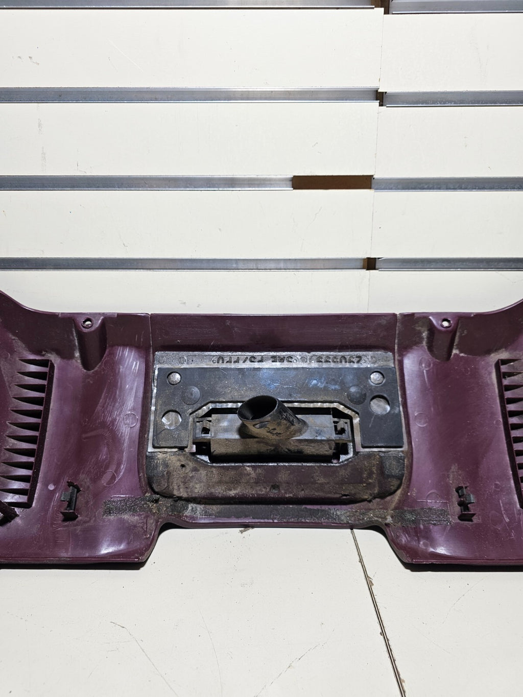 🔥95-99 CHEVY GMC TRUCK CK INSTRUMENT PANEL DASH KNEE BOLSTER PANEL RED OEM