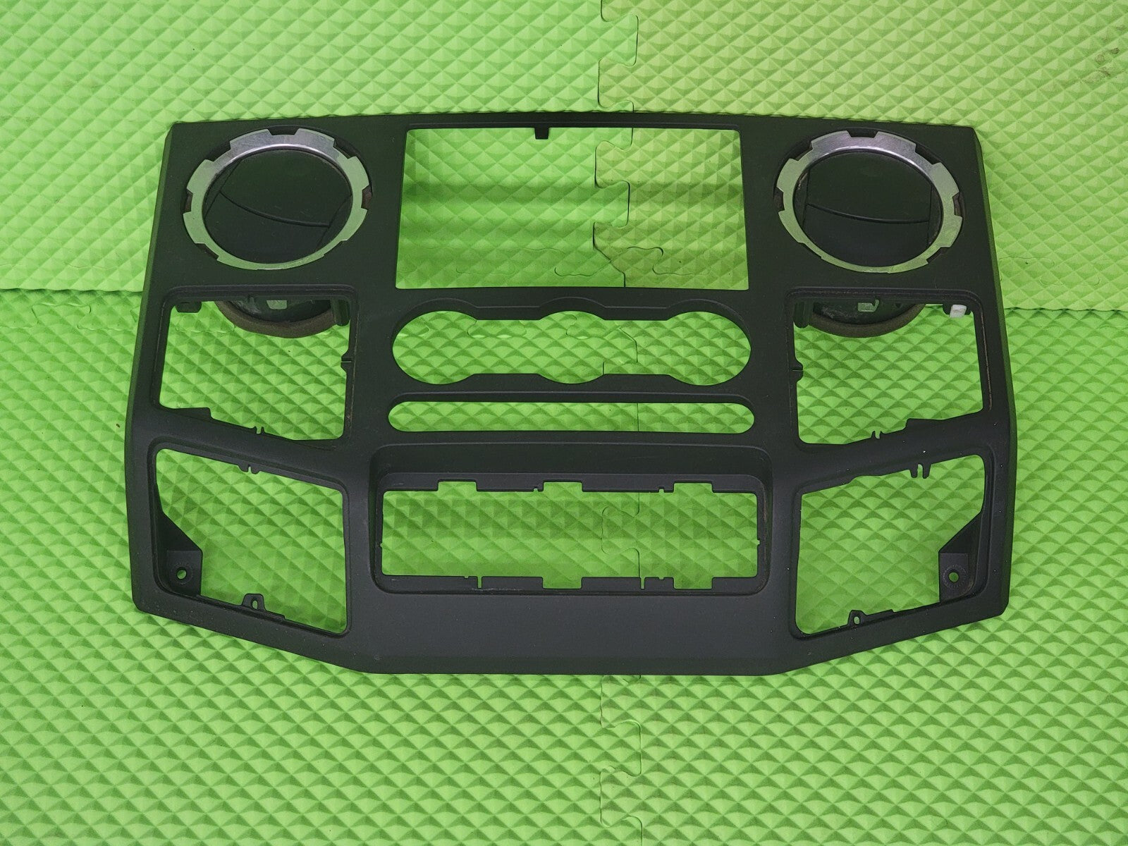 🔥2008-2010 Ford F-250 F-350 Super Duty Radio Dash Bezel Black OEM