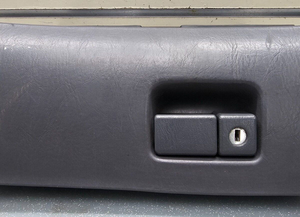 🔥98-03 Sienna Dash Upper Glove Box Storage Compartment Instrument Panel DK GRAY