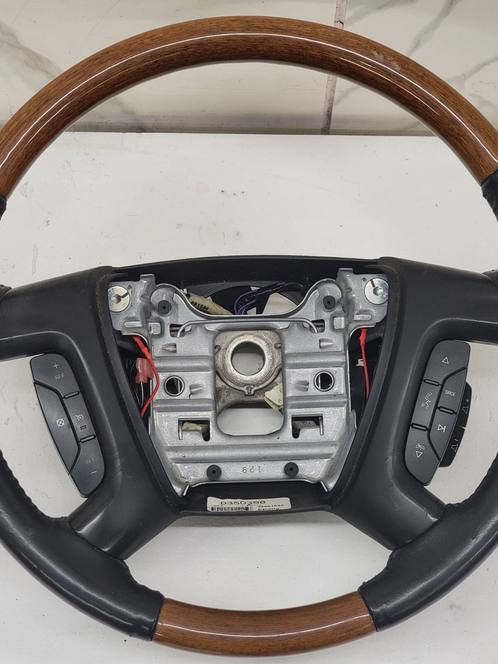 🔥2009 - 2012 Buick Enclave Woodgrain Black Leather Power Steering Wheel