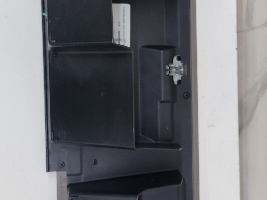 02-06 CADILLAC ESCALADE GLOVE BOX GLOVEBOX DASH STORAGE COMPARTMENT OE GRAY G9