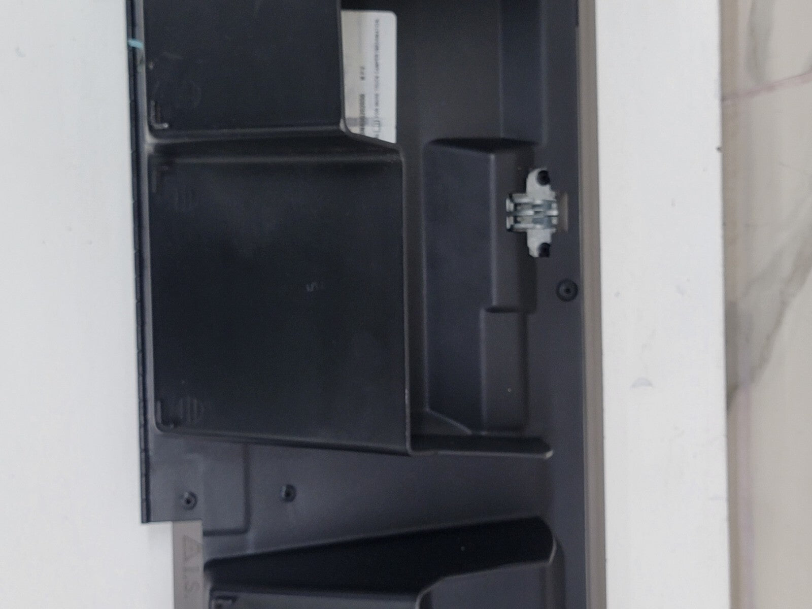 02-06 CADILLAC ESCALADE GLOVE BOX GLOVEBOX DASH STORAGE COMPARTMENT OE GRAY G9