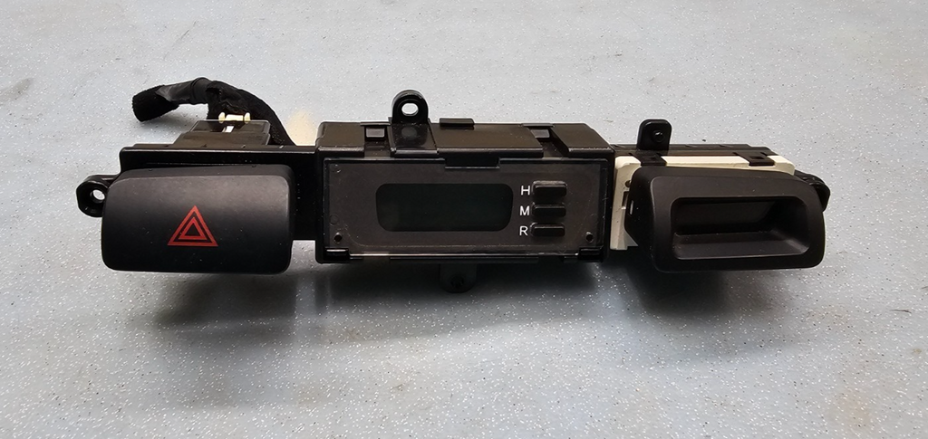 🔥06-10 Kia Sportage Hazard Switch Control Dash Digital Clock Display Time Bla