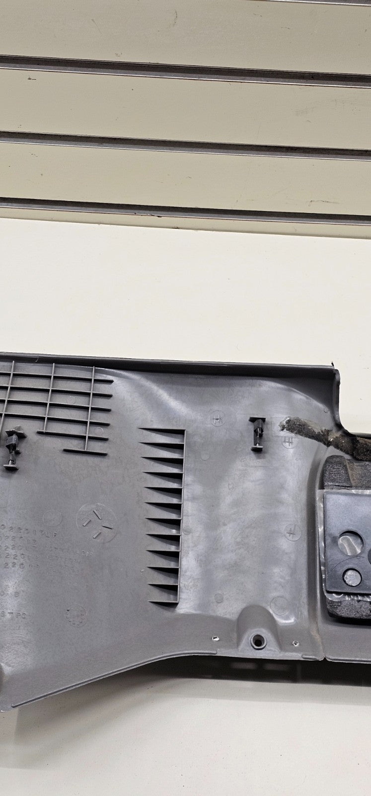 🔥95-99 Chevrolet GM Silverado Lower Bolster Dash Trim Panel Vent GRAY OEM