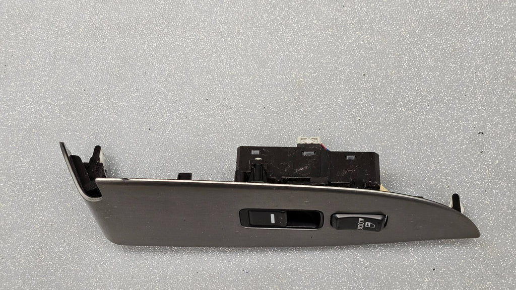 🔥05-10 Honda Odyssey Front Right Passenger Door Window Switch Lock Bezel Silver