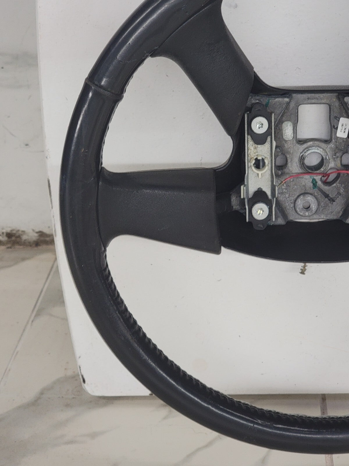 🔥03-06 SILVERADO SIERRA YUKON TAHOE SUBURBAN STEERING WHEEL LEATHER BLACK