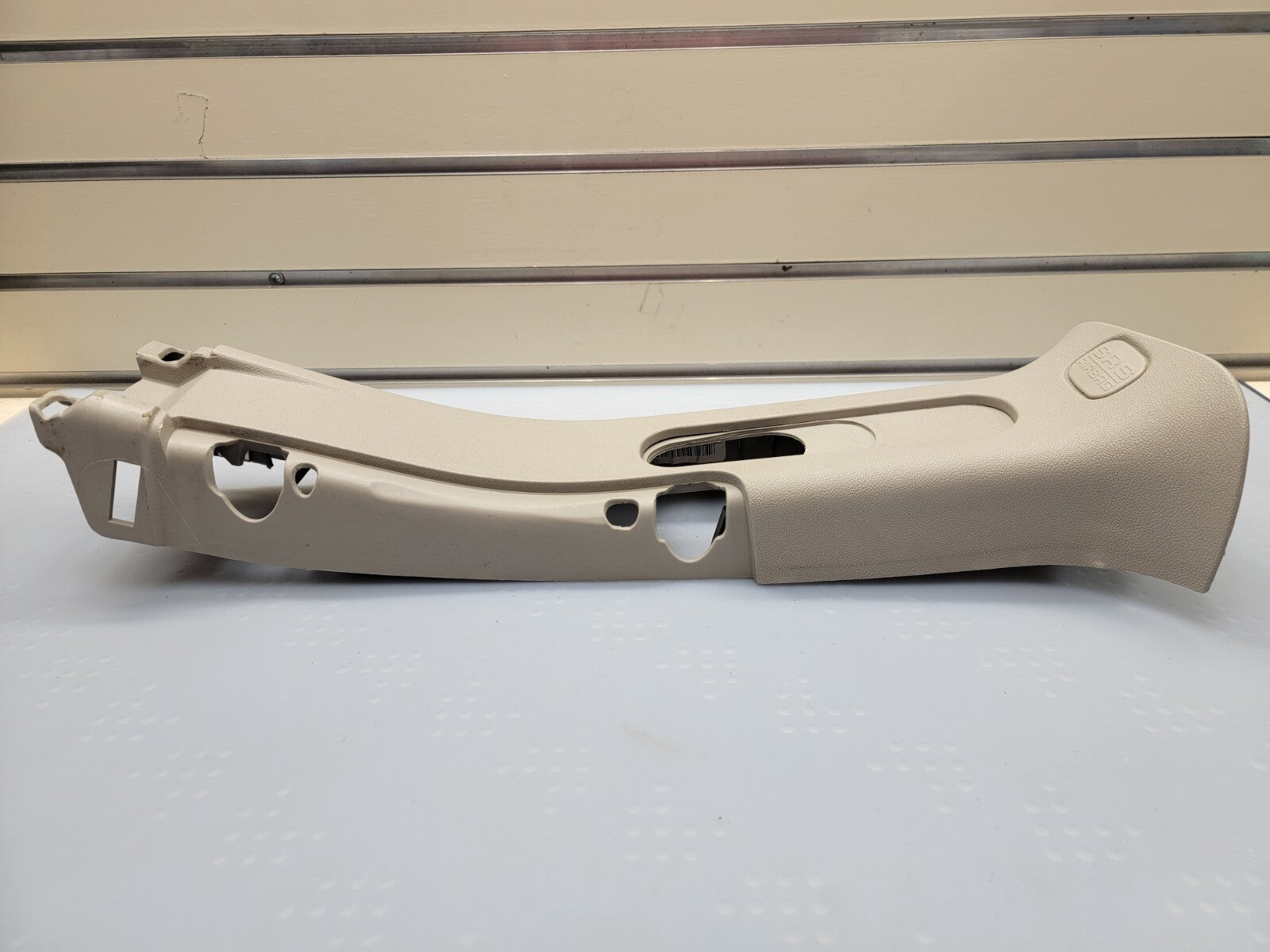 08-16 Dodge Grand Caravan Right Center Upper B Pillar Panel Trim Cover 29587 TAN