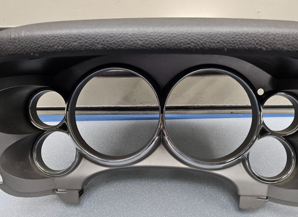 🔥07-13 SILVERADO SIERRA DASH SPEEDOMETER INSTRUMENT CLUSTER BEZEL SILVER C21