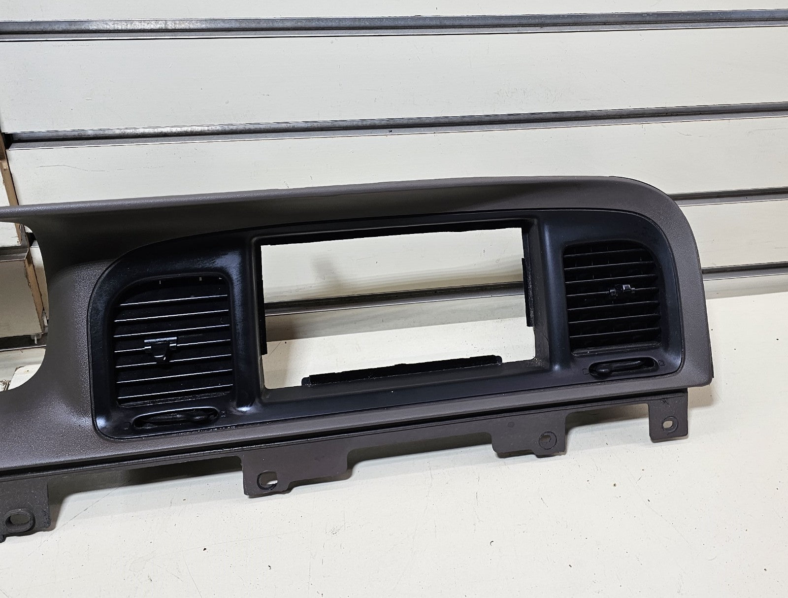 🔥95-11 Crown Victoria Dash Speedometer Instrument Cluster Radio Bezel BLack