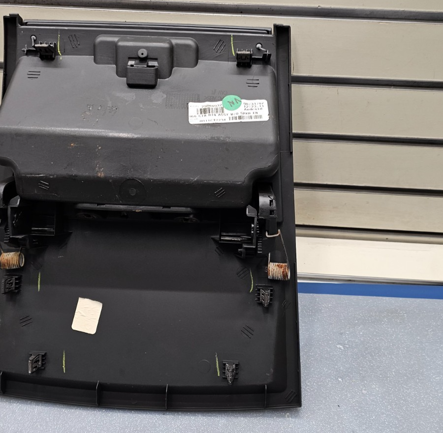 🔥07-12 Outlook Traverse Center Top Dash Storage Tray Trim Compartment Black OEM