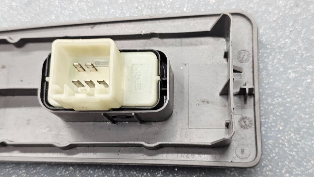 🔥00-05 Mercury Sable Ford Taurus Right Passenger Power Window Switch W Trim OEM