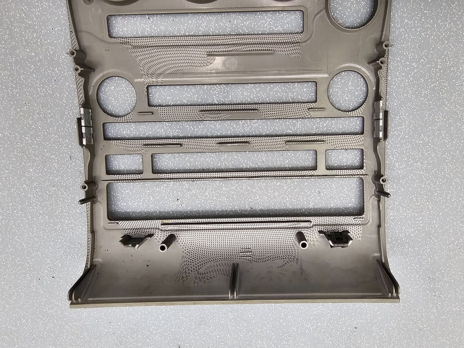 🔥04-07 NISSAN ARMADA TITAN STEREO RADIO DASH PANEL TRIM SURROUND BEZEL GRAY OEM