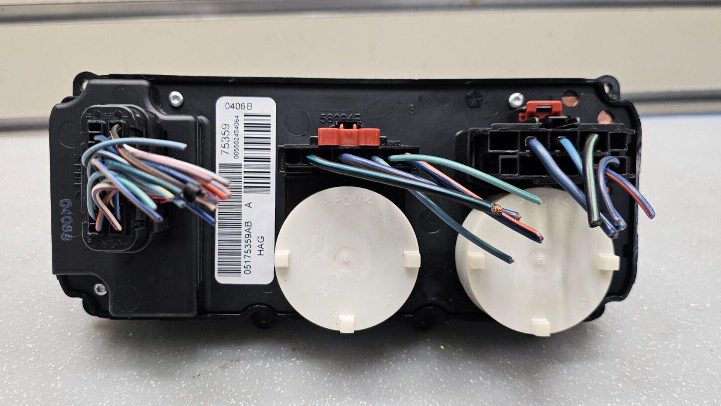 🔥04-07 Dodge Caravan Town Country Dash AC Climate Temperature Heater Control oe
