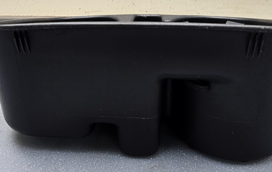 🔥03-06 CHEVY Silverado Tahoe Yukon Sierra Center Console Cup Drink Holder BLACK