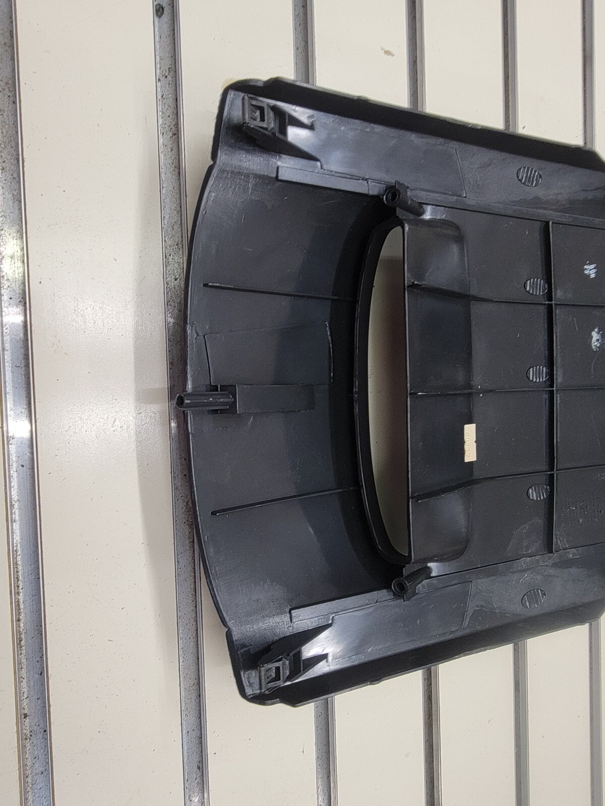 04-08 Chevrolet Aveo Hatchback Dashboard Top Center Air Vents Clock Bezel Black