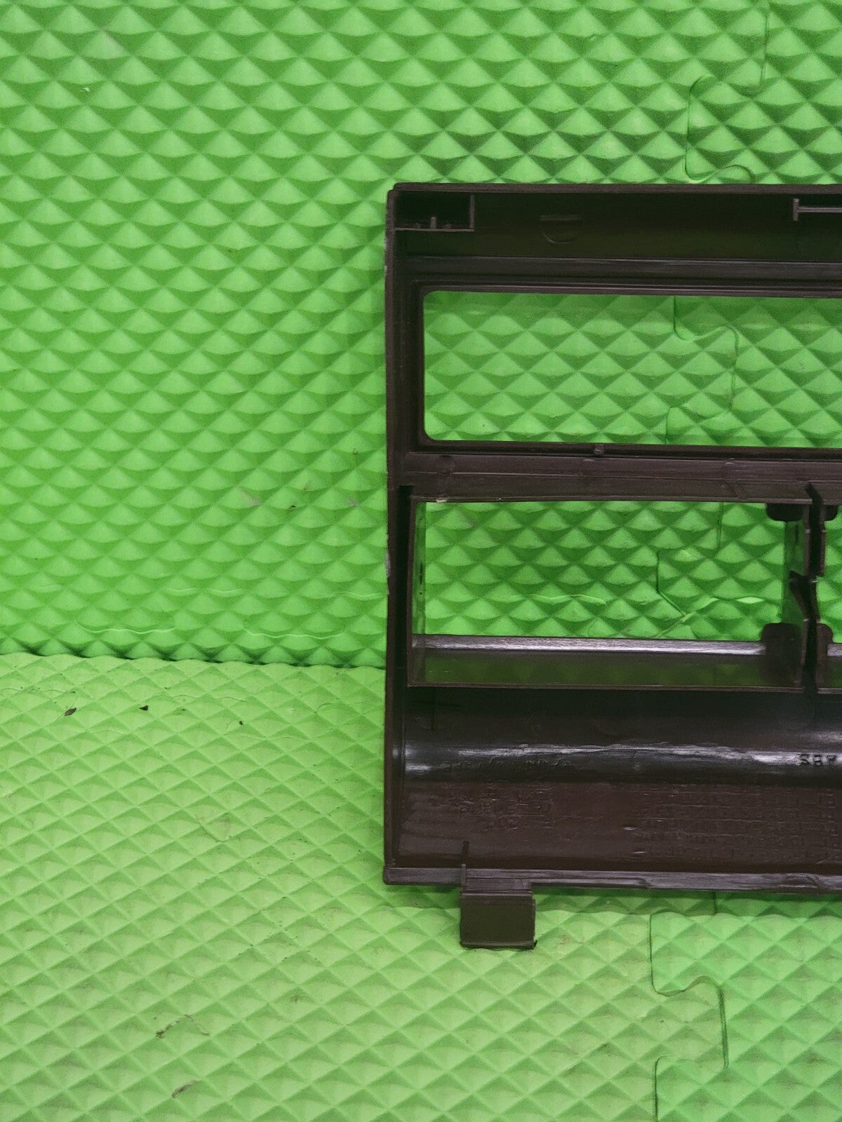🔥88-94 Chevy GMC Yukon C/K Blazer Dash FM Radio Strereo bezel Panel Maroon red