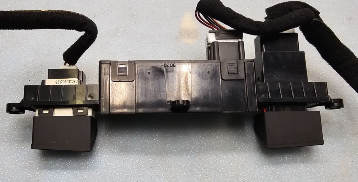🔥05-10 Kia Sportage Hazard Switch Control Dash Clock Display Time Black