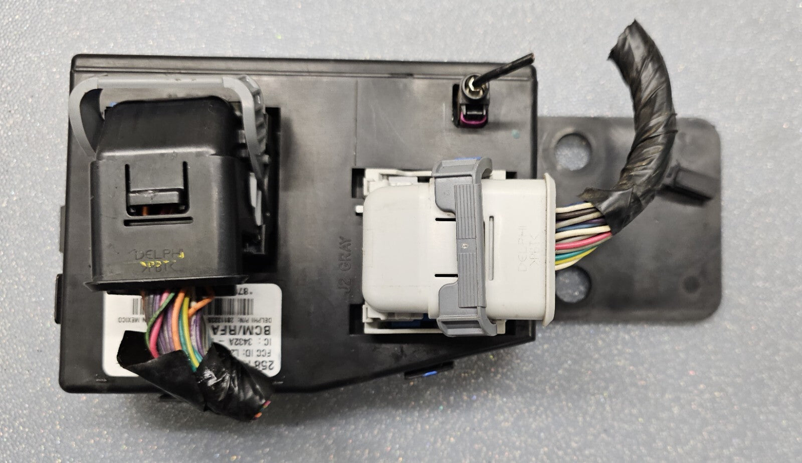 🔥09-12 Chevy Colorado GMC Canyon Body Control Module BCM Keyless Entry Assembly