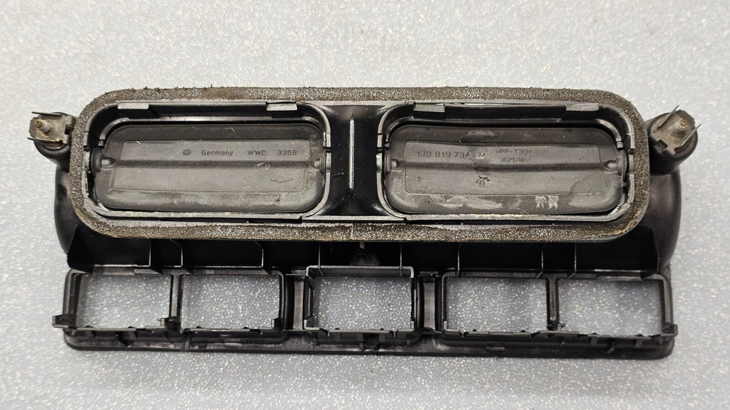 🔥97-06 VW GOLF CENTER DASH AC HEATER WARMER INTERIOR AIR VENT GRILLE OEM