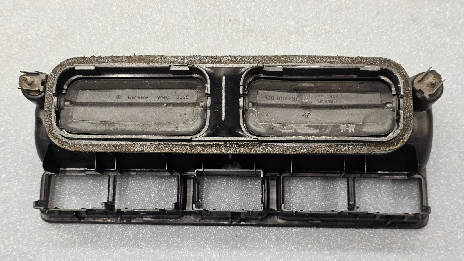 🔥97-06 VW GOLF CENTER DASH AC HEATER WARMER INTERIOR AIR VENT GRILLE OEM