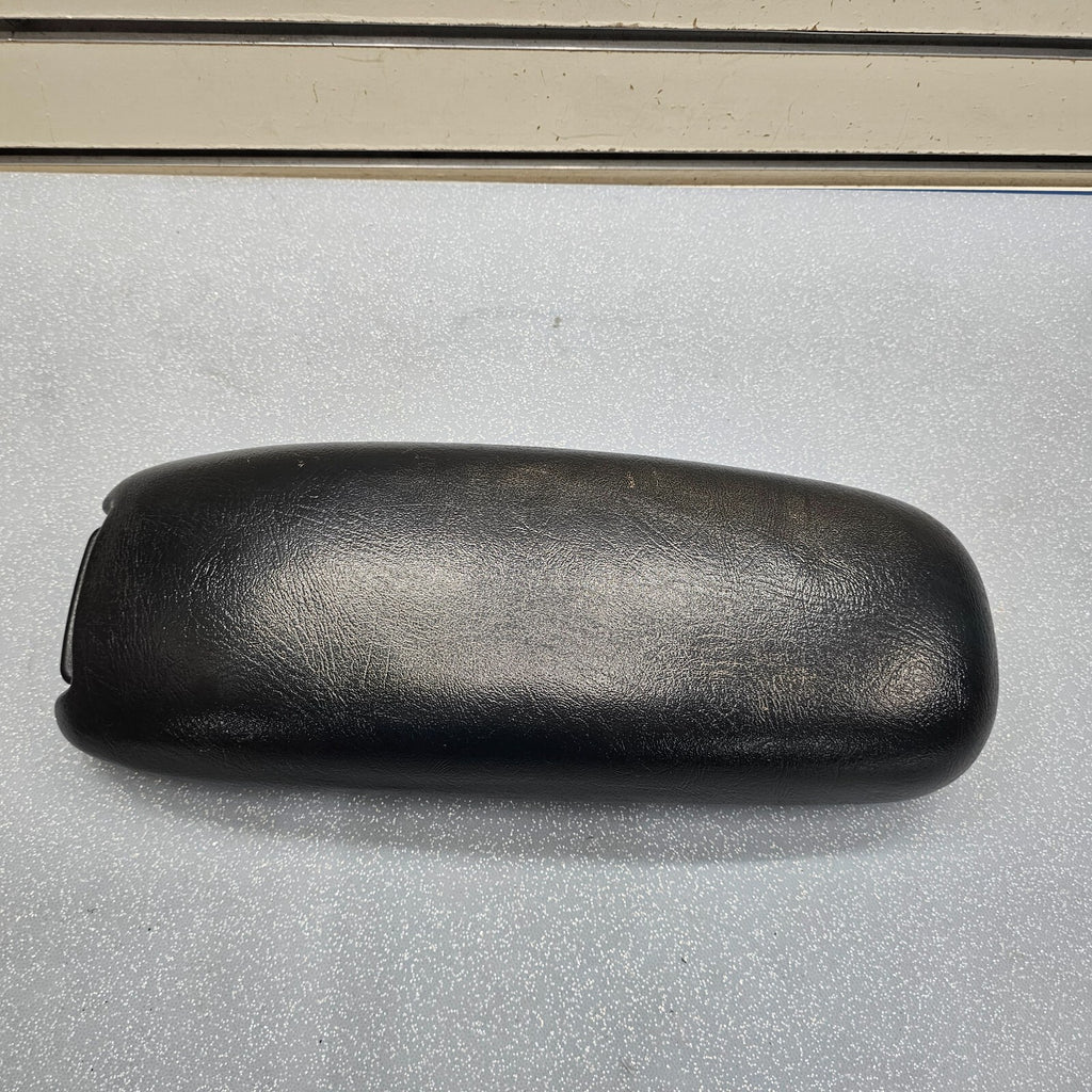 98-04 BLAZER S10 JIMMY SONOMA Front Center Console Lid Armrest Cover Black L7