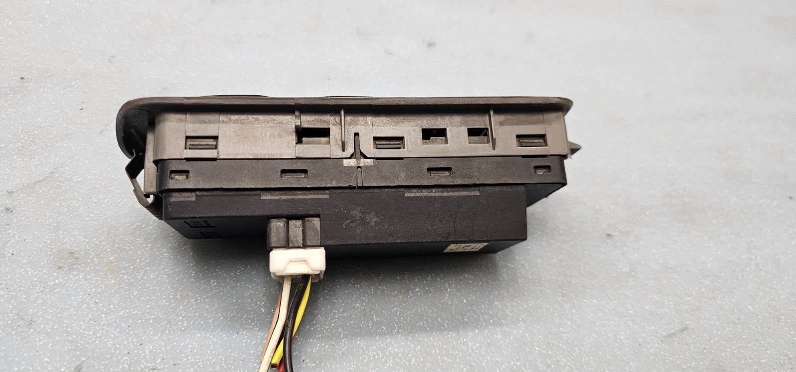 🔥01-07 Escape Mariner Tribute Front Left Driver Master Door Window Switch GRAY