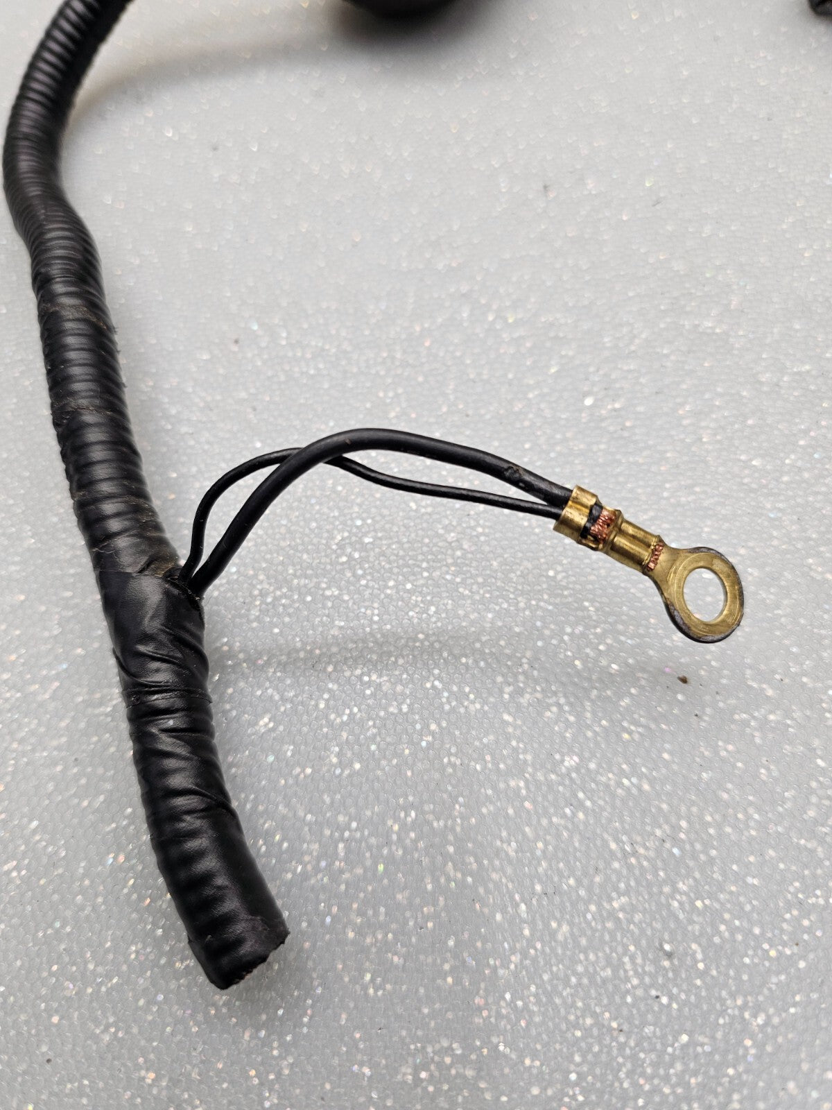 🔥00-04 Nissan Xterra Fuel Tank Sending Unit connector
