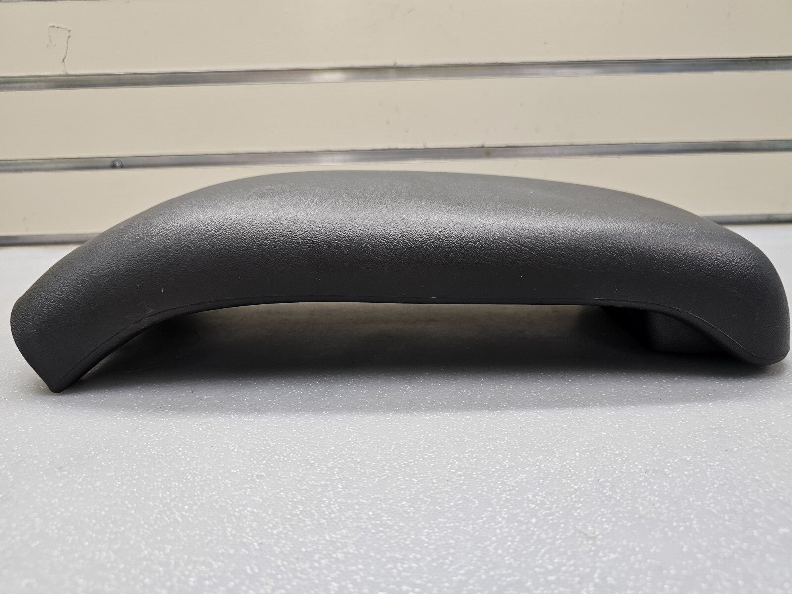 🔥98-04 BLAZER S10 JIMMY SONOMA Front Center Console Lid Arm Rest Cover BLACK L7