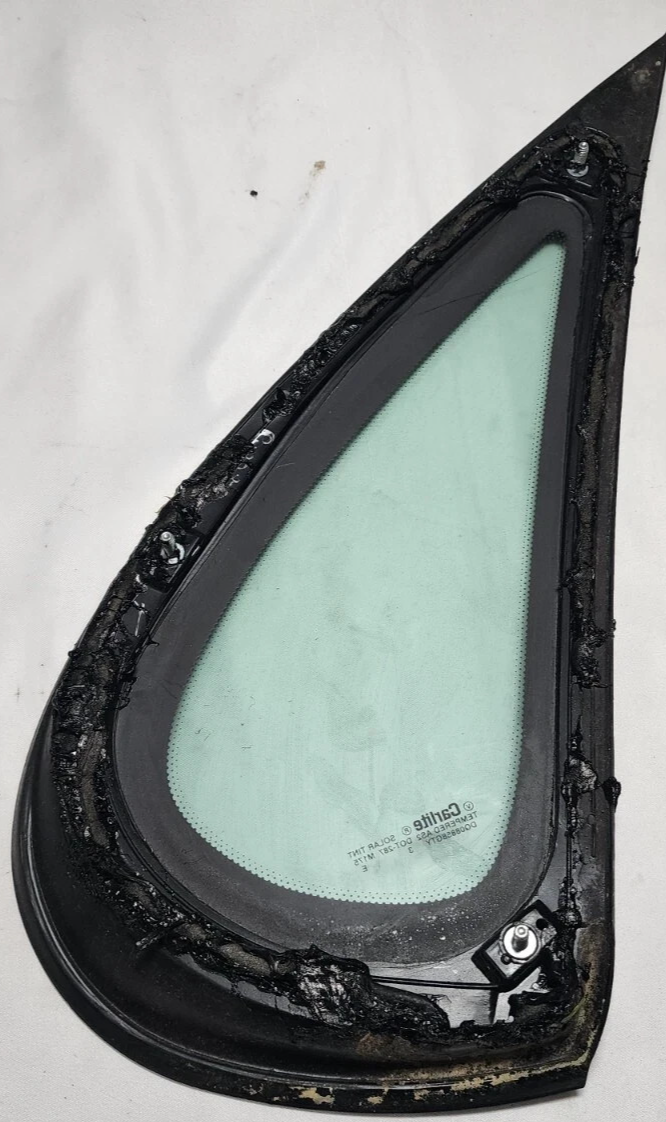 🔥00-07 Ford Taurus  LEFT Driver REAR Quarter Glass OEM