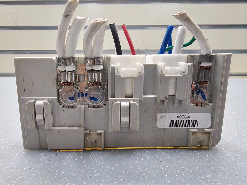 🔥2004 - 2009 Toyota Prius Fuse Box Link Linkage OEM