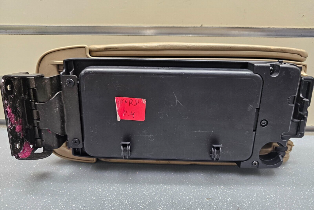 03-07 Honda ACCORD Acura TSX Center Console Armrest Storage Lid Leather Tan L22
