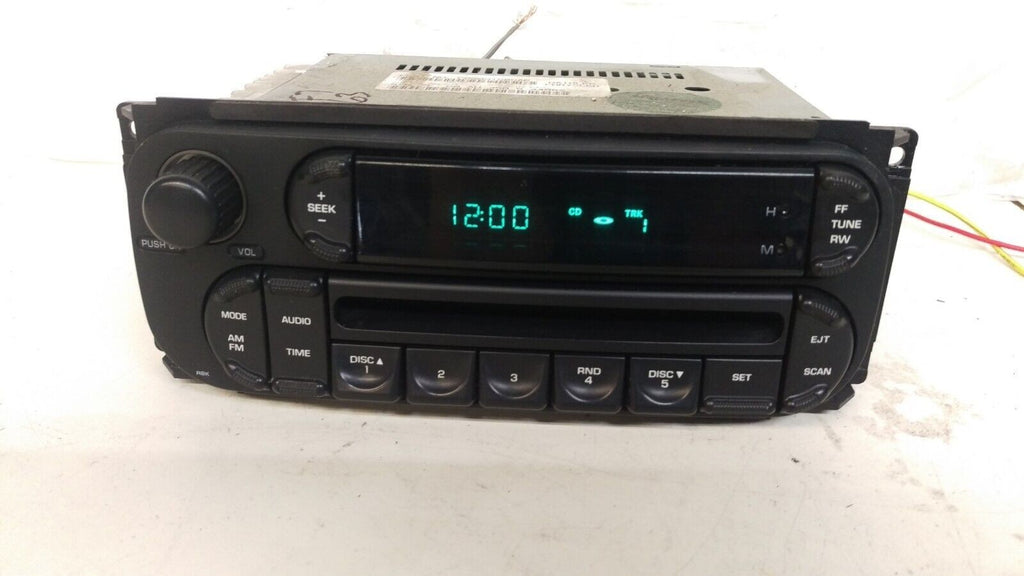 02-07 Dodge Ram Dakota Caravan Chrysler Jeep Dash radio single AM FM CD Player