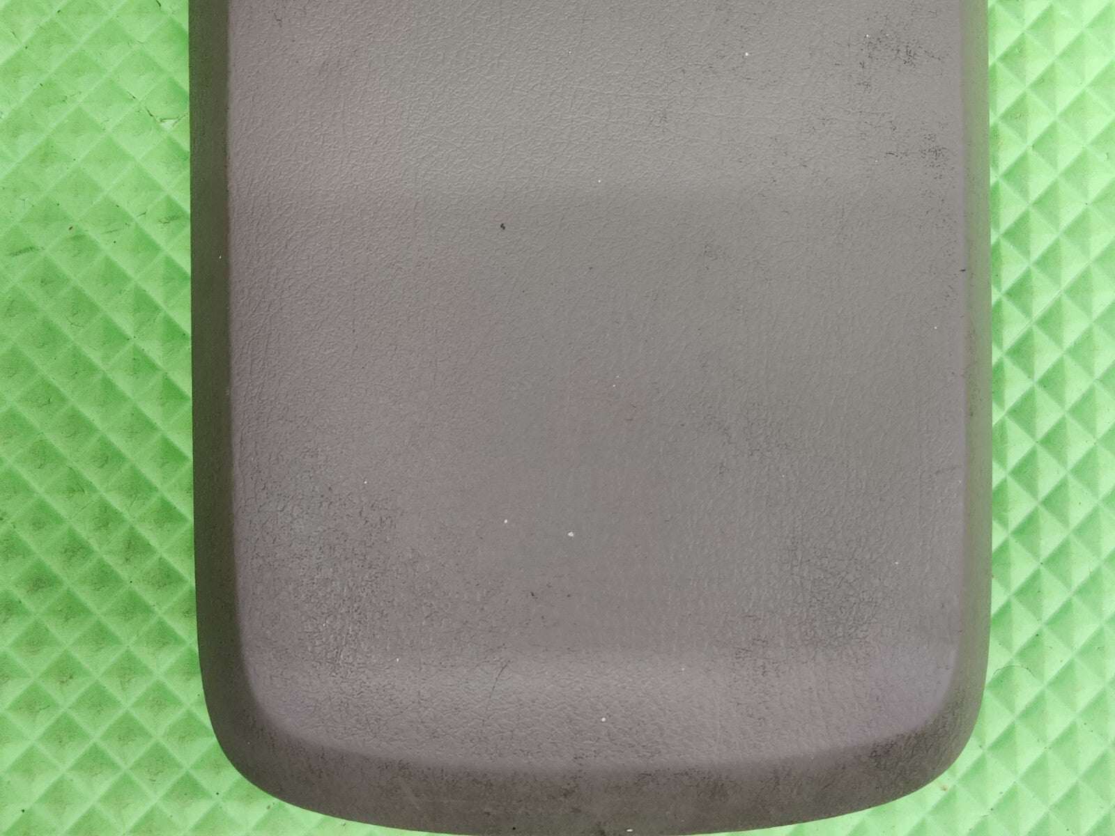 2002-2005 FORD EXPLORER Mercury Mountaineer Armrest Assembly DARK GRAY