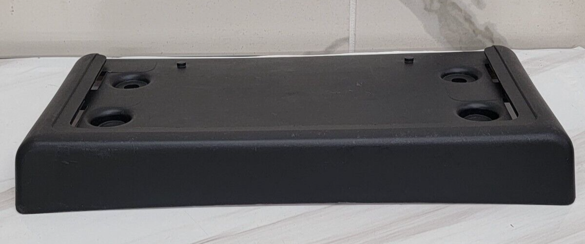 🔥2002-2009 GMC Envoy Front License Plate Bracket Mount OEM 15032017