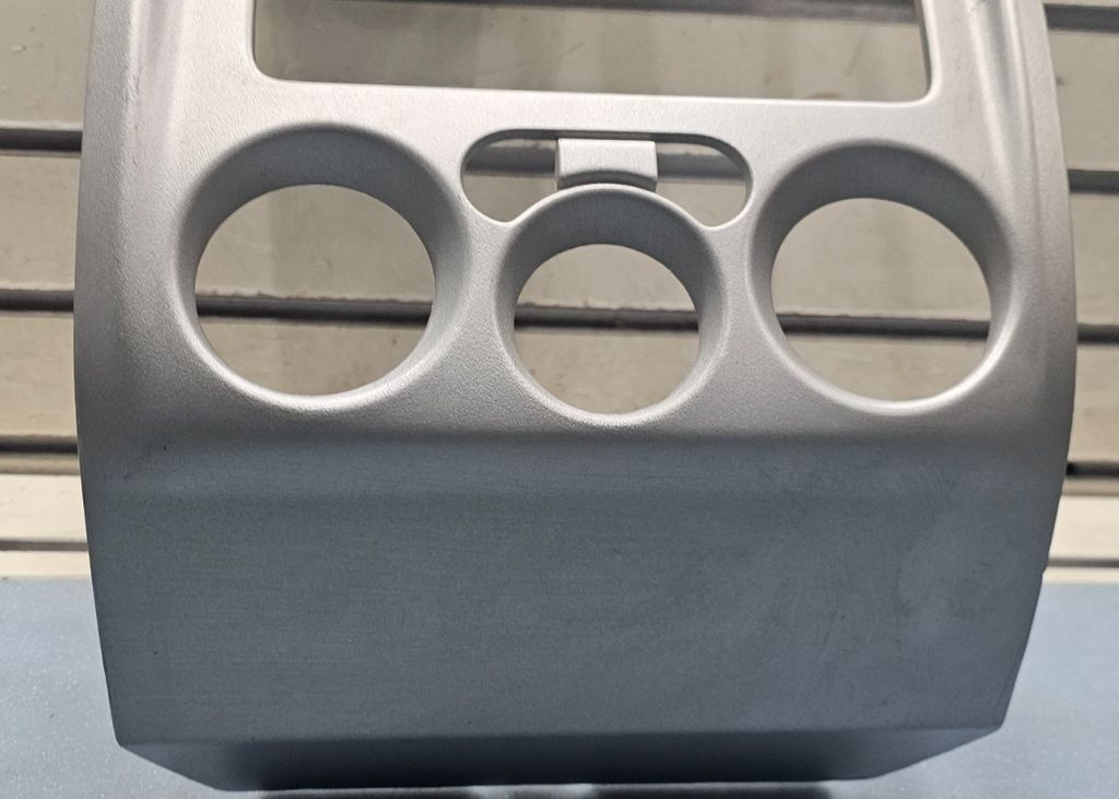 🔥2004-2012 CHEVY COLORADO GMC CANYON CENTER DASH RADIO VENT BEZEL SILVER