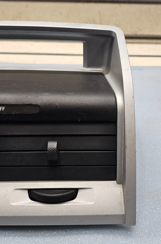 🔥08-12 FORD ESCAPE DASH CENTER Air Vents Bezel Heater Conditioning Silver/Black