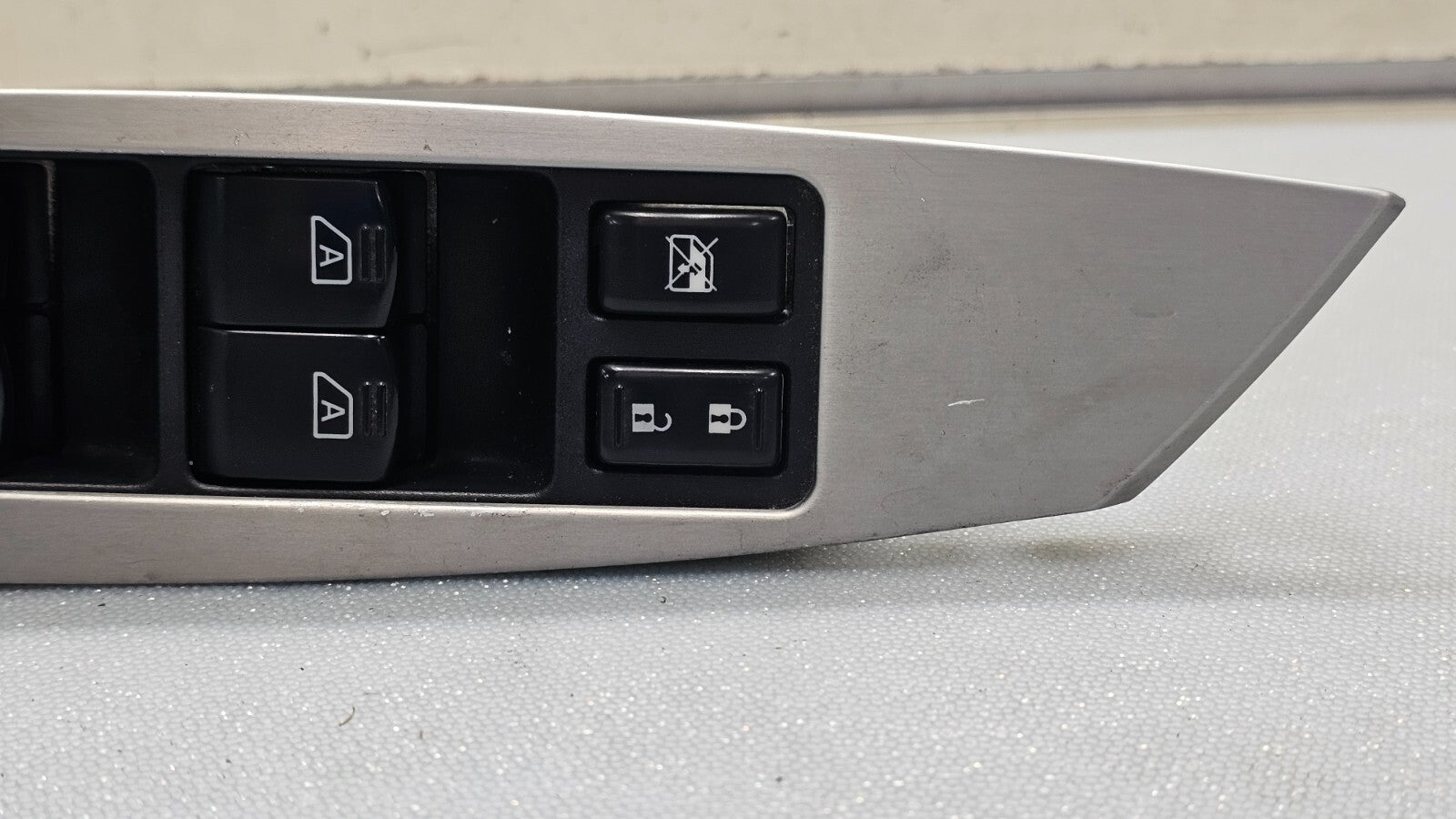 🔥03-07 NISSAN MURANO LEFT DRIVER MASTER LOCK WINDOW DOOR MIRROR SWITCH SILVER