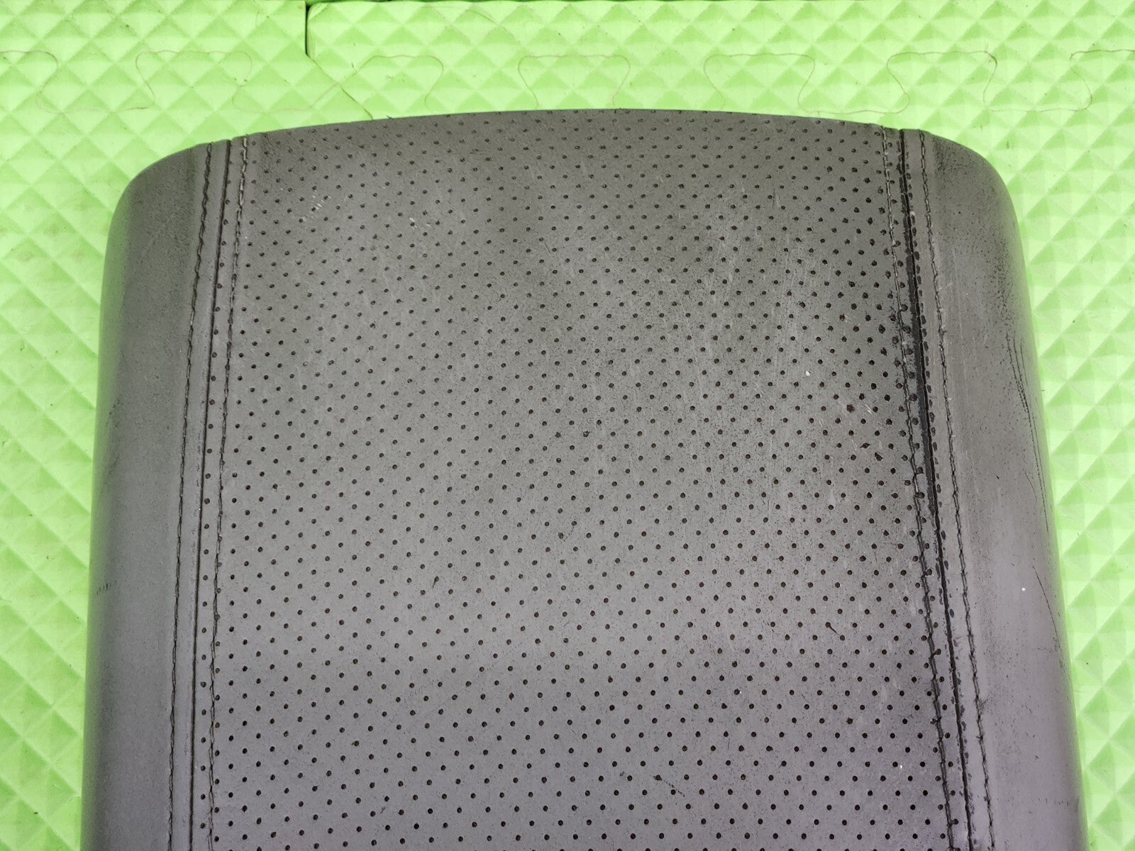 🔥02-06 Cadillac ESCALADE YUKON Center Console Armrest Storage LEATHER GRAY