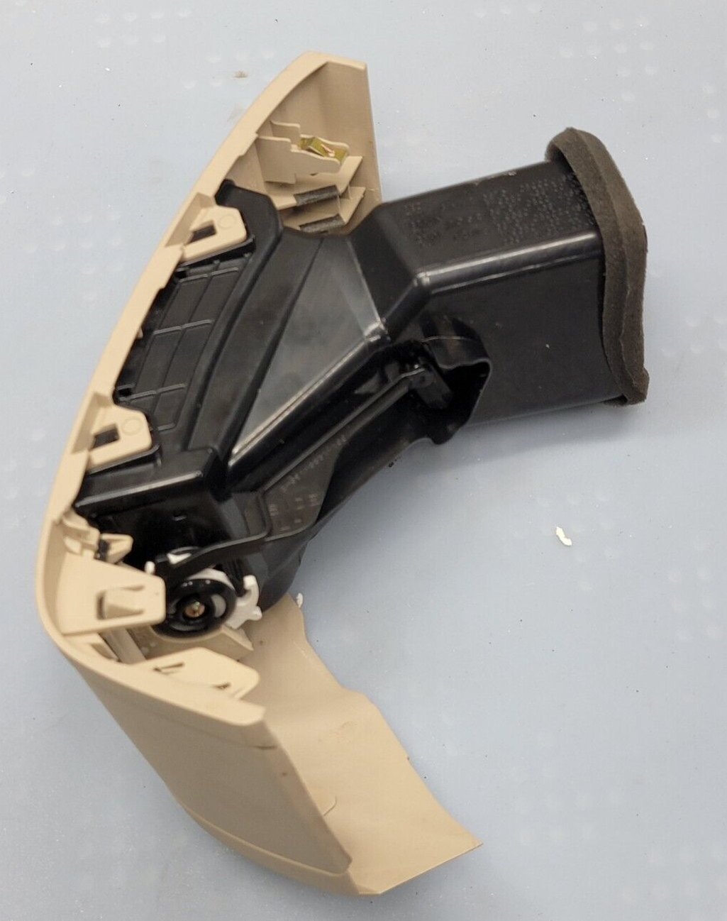 2003-2007 NISSAN MURANO FRONT LEFT DRIVER DASH A/C HEAT AIR VENT TRIM OEM TAN