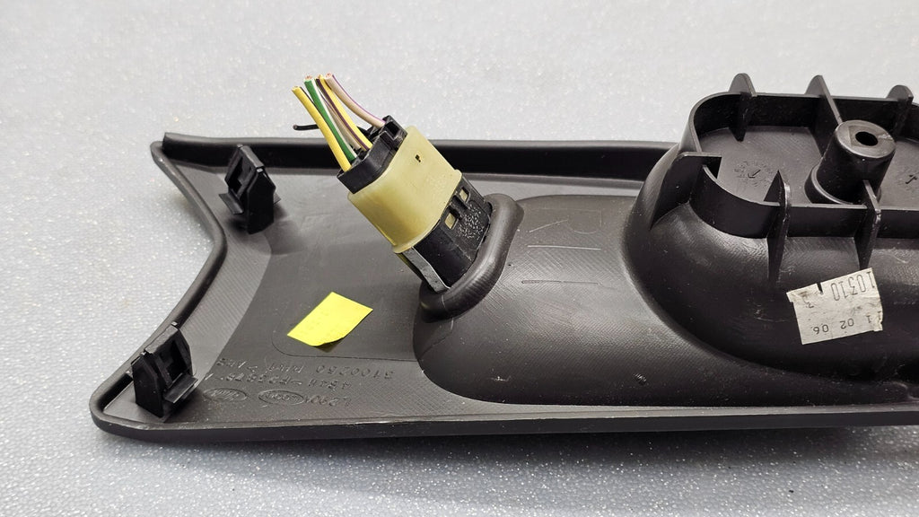 🔥00-07 Ford Focus Front Right Passenger Door Window Control Switch Lock Black