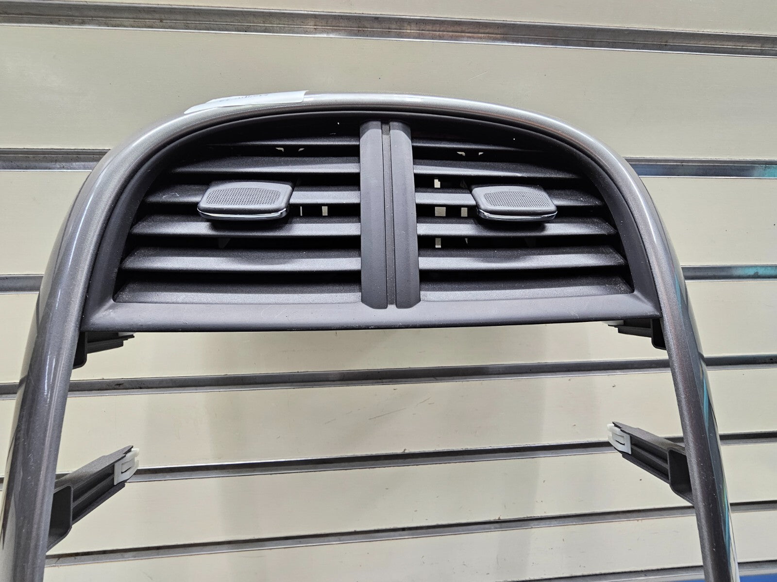 🔥13-16 Chevrolet Malibu Radio AC Center Dash Vent and Trim Gray/Silver Bezel