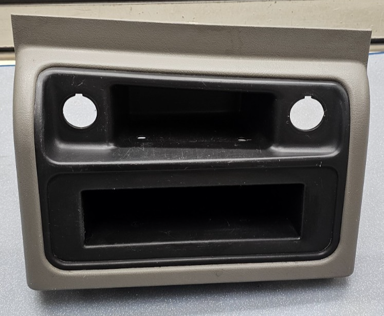 🔥03-06 SILVERADO SIERRA CENTER CONSOLE STORAGE BEZEL ASH TRAY LT TAN/BLACK OEM